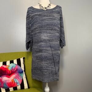 BCBGMAXAZRIA Blue Knit Half Sleeve Tunic Sweater